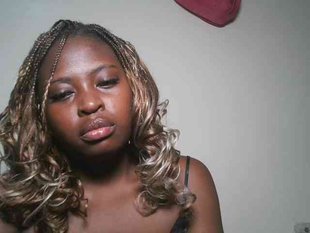 DaisyafterDark_ webcam