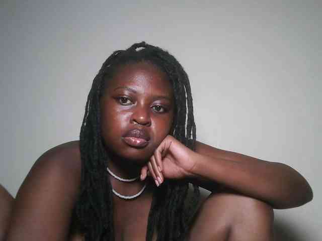 DaisyafterDark_ webcam