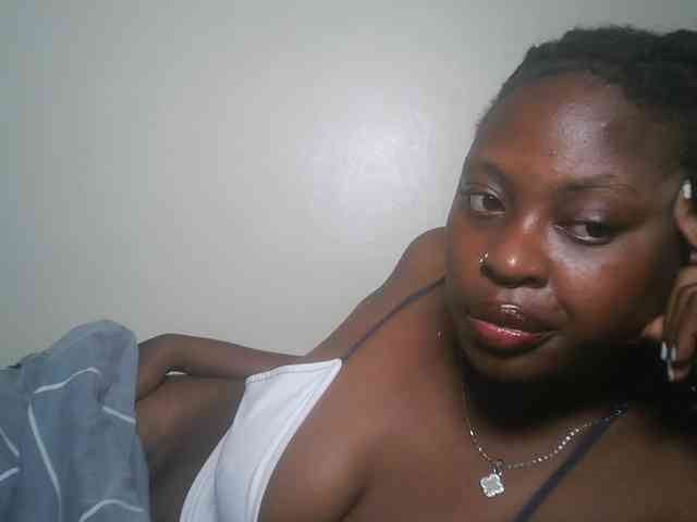DaisyafterDark_ webcam