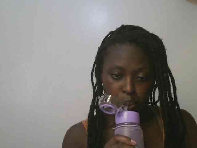 DaisyafterDark_ webcam