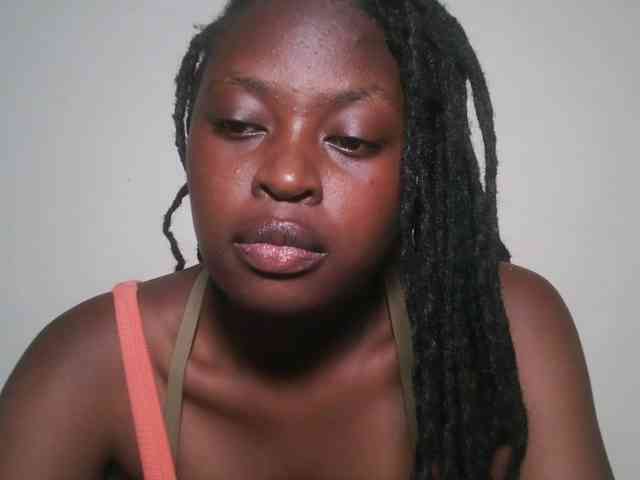 DaisyafterDark_ webcam