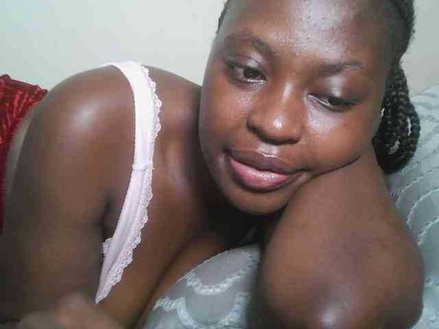 DaisyafterDark_ webcam