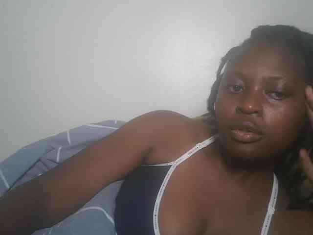 DaisyafterDark_ webcam