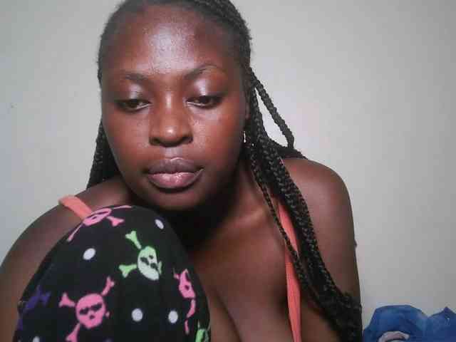 DaisyafterDark_ webcam