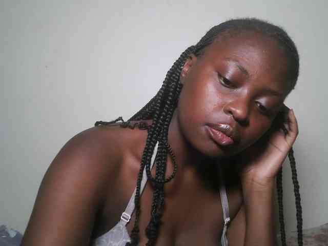 DaisyafterDark_ webcam