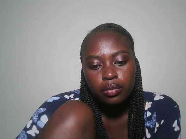 DaisyafterDark_ webcam
