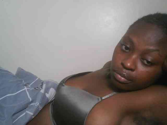 DaisyafterDark_ webcam