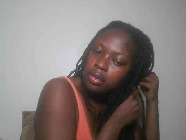 DaisyafterDark_ webcam