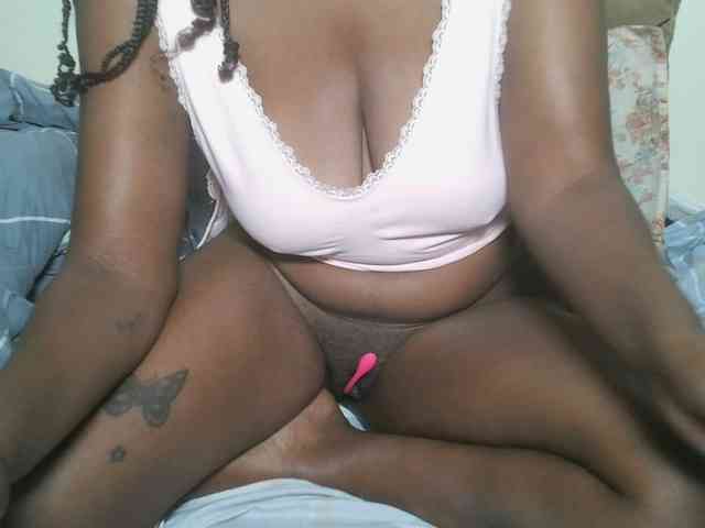 DiasyafterDark