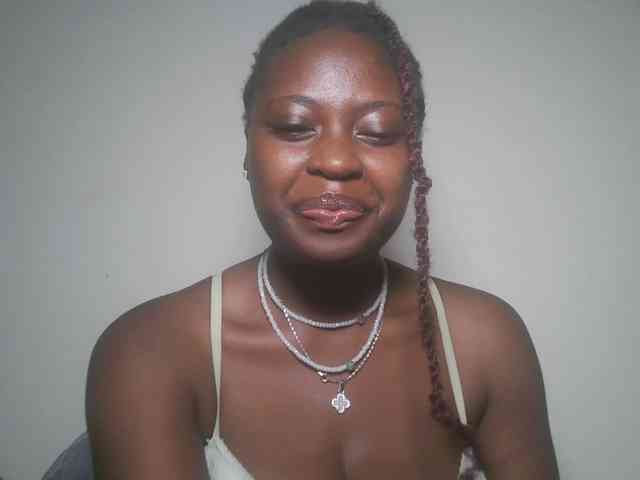 DaisyafterDark_ webcam
