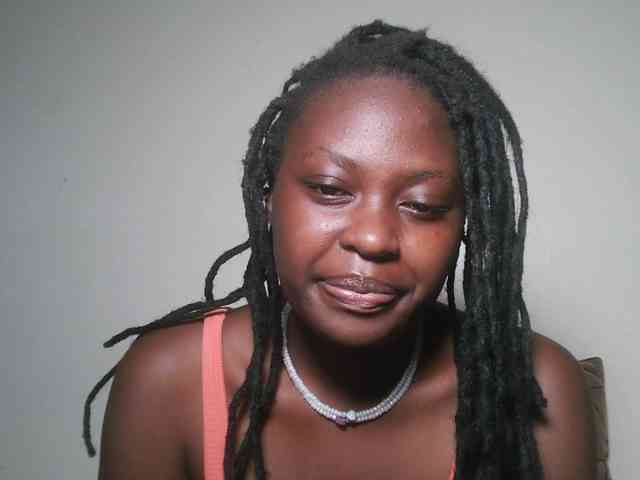 DaisyafterDark_ webcam