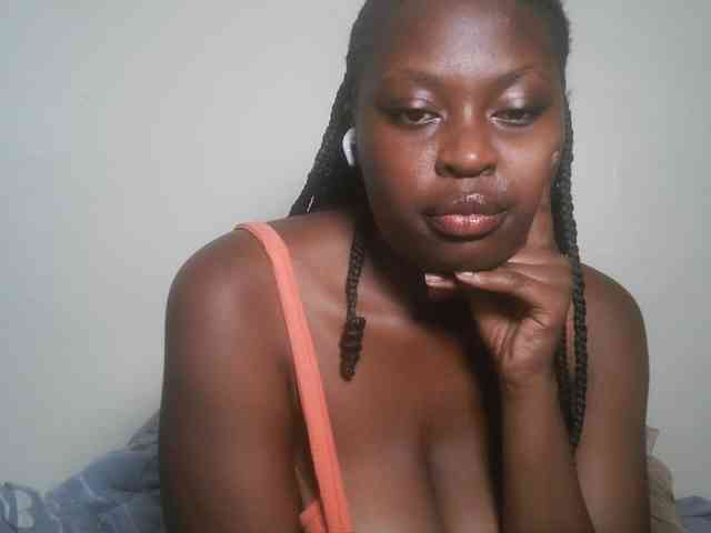 DaisyafterDark_ webcam