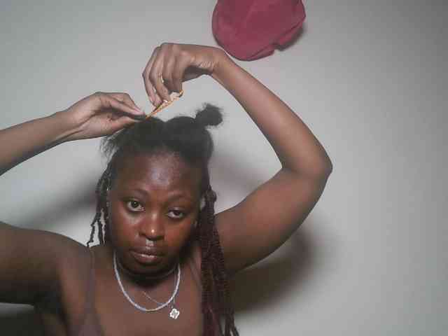 DaisyafterDark_ webcam