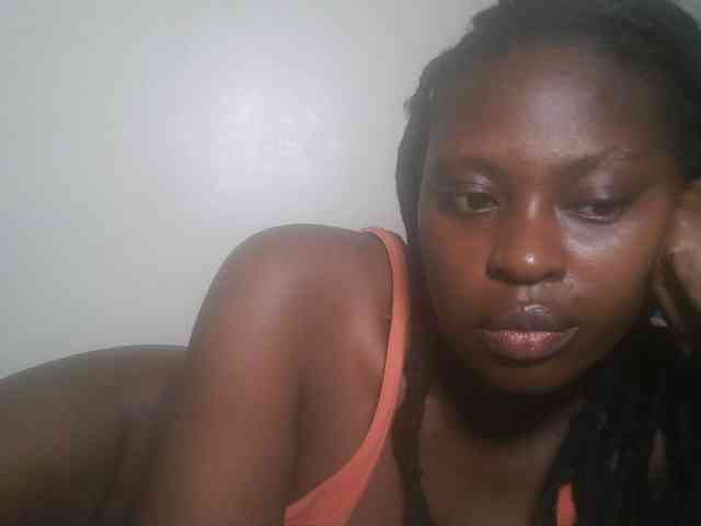 DaisyafterDark_ webcam