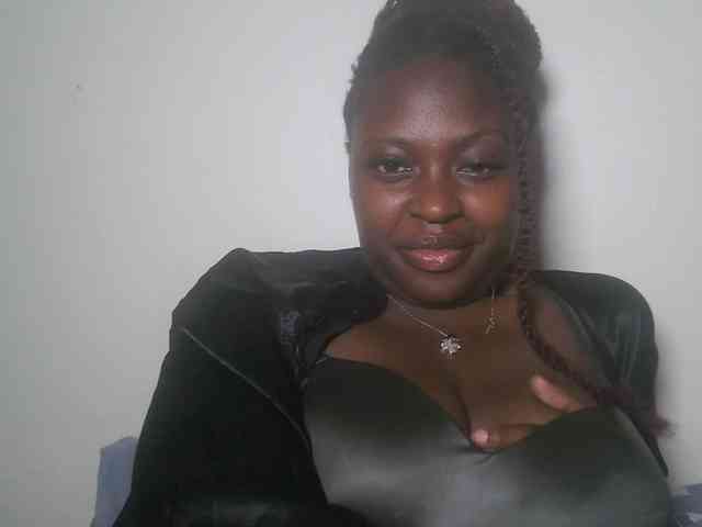DaisyafterDark_ webcam
