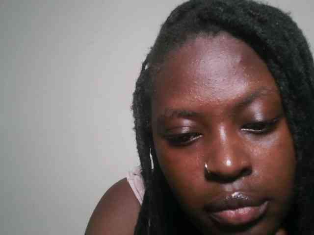 DaisyafterDark_ webcam