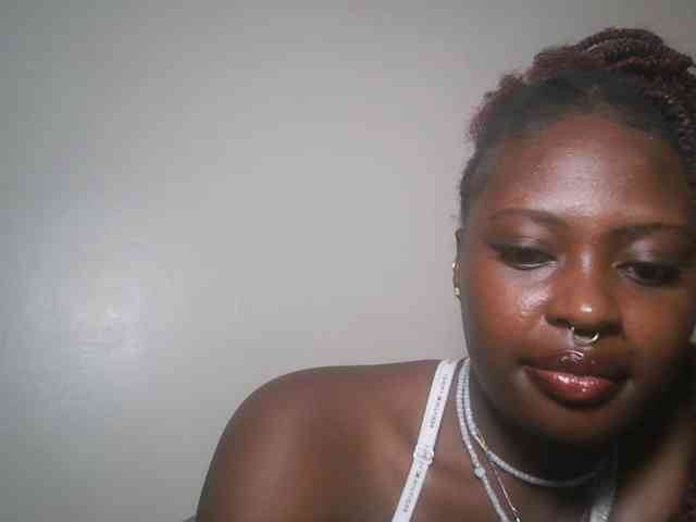 DaisyafterDark_ webcam