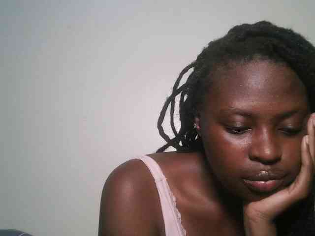 DaisyafterDark_ webcam