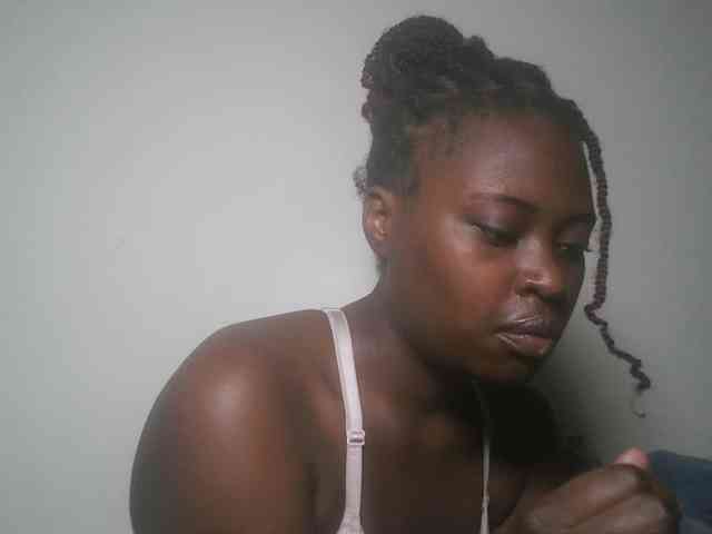 DaisyafterDark_ webcam