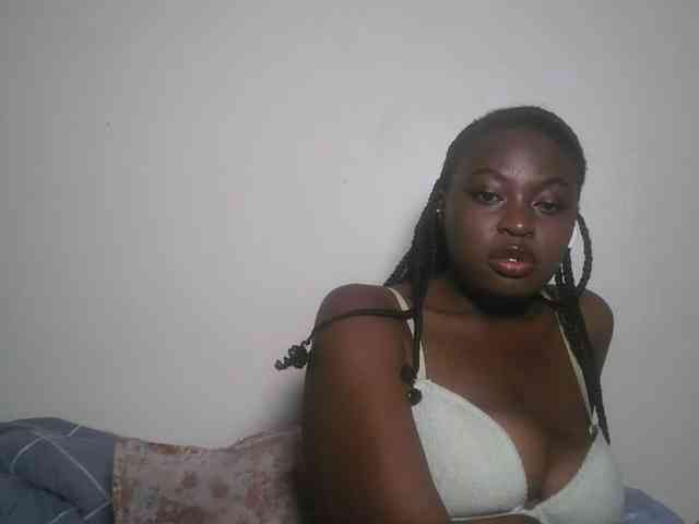 DaisyafterDark_ webcam
