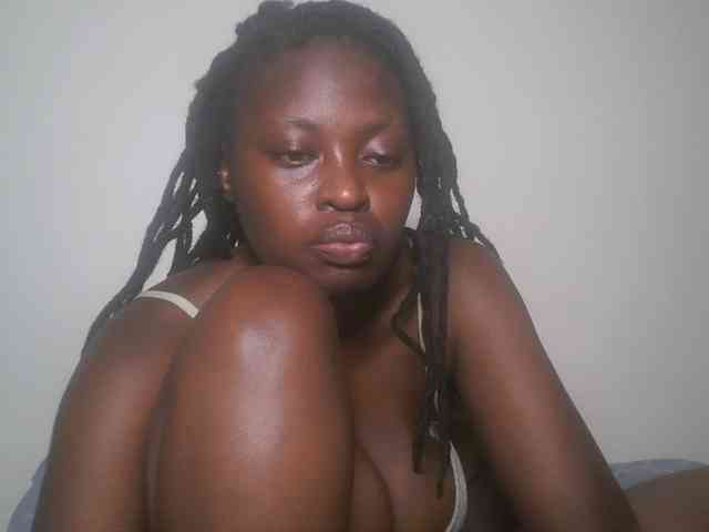 DaisyafterDark_ webcam