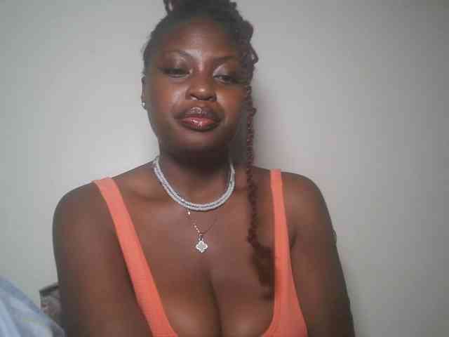 DaisyafterDark_ webcam