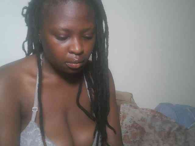 DaisyafterDark_ webcam