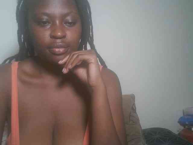 DaisyafterDark_ webcam