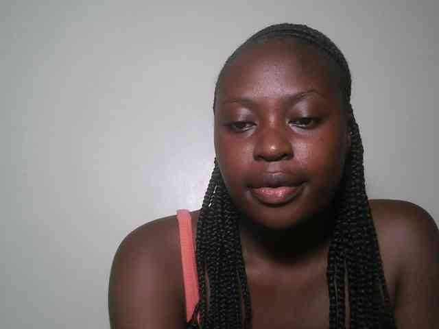 DaisyafterDark_ webcam