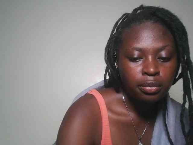 DaisyafterDark_ webcam