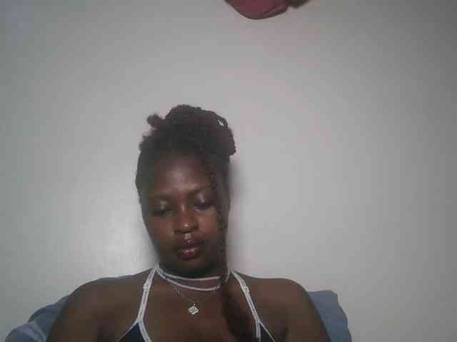 DaisyafterDark_ webcam