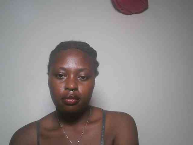 DaisyafterDark_ webcam