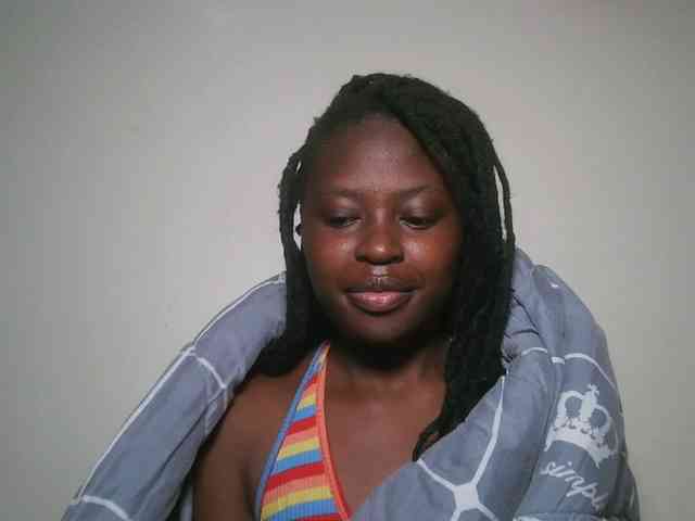 DaisyafterDark_ webcam