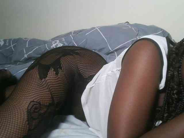 DaisyafterDark_ webcam