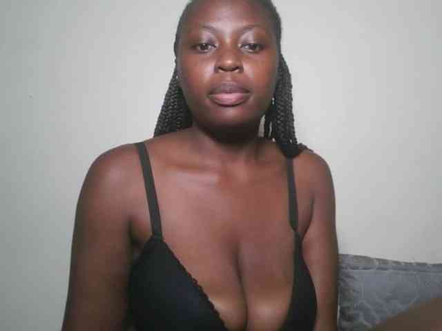 DaisyafterDark_ webcam