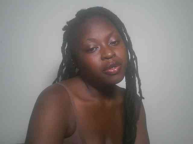DaisyafterDark_ webcam