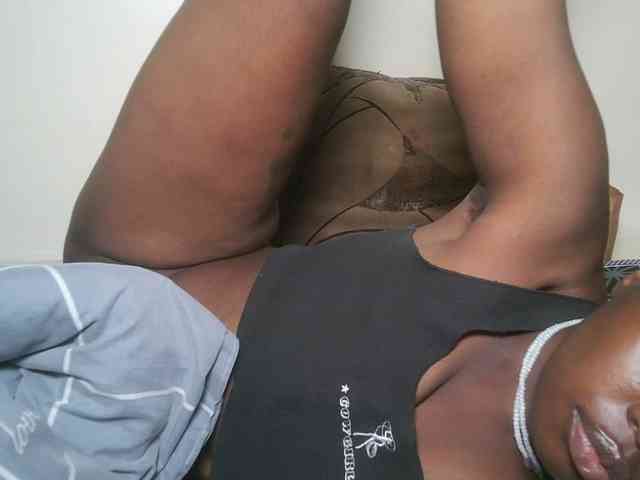 DaisyafterDark_ webcam