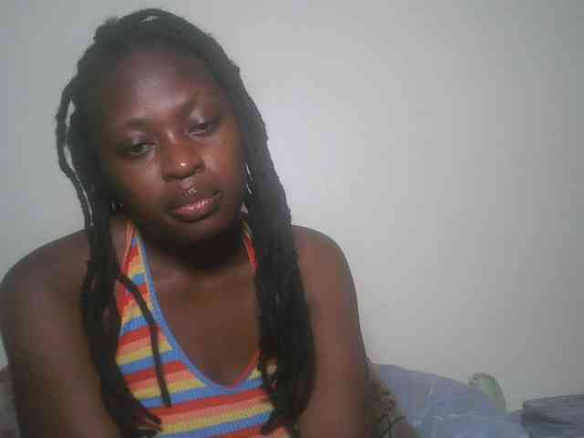 DaisyafterDark_ webcam