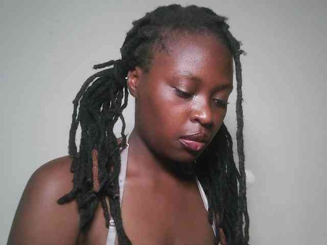 DaisyafterDark_ webcam