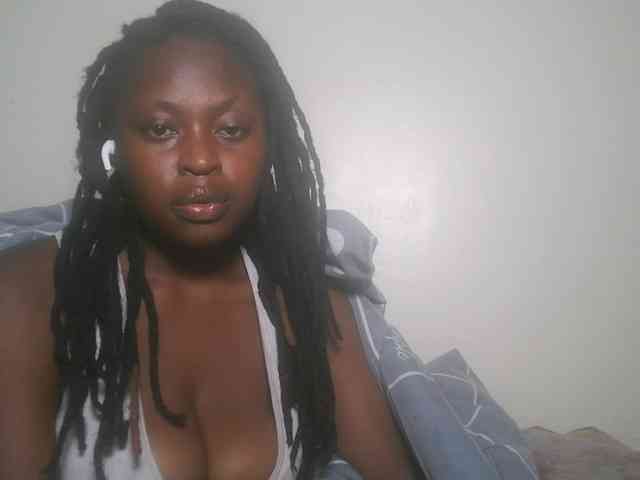DaisyafterDark_ webcam