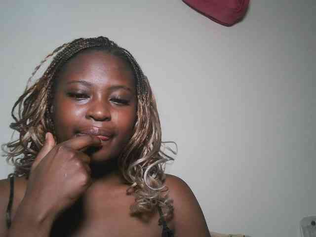 DaisyafterDark_ webcam
