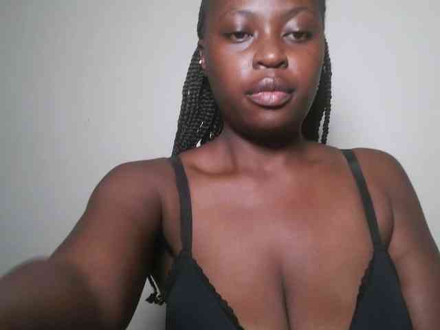 DaisyafterDark_ webcam