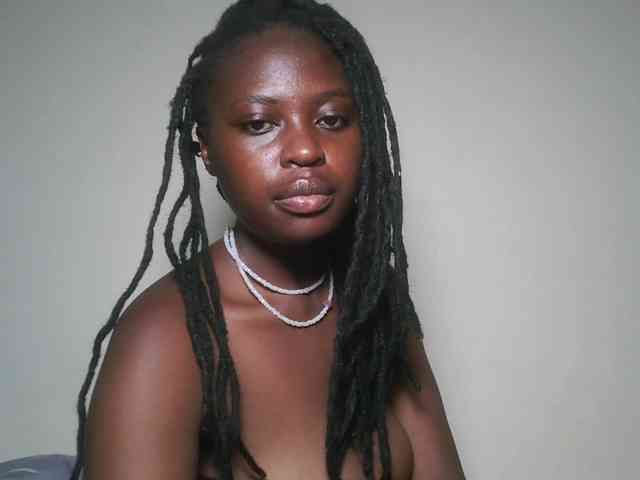 DaisyafterDark_ webcam