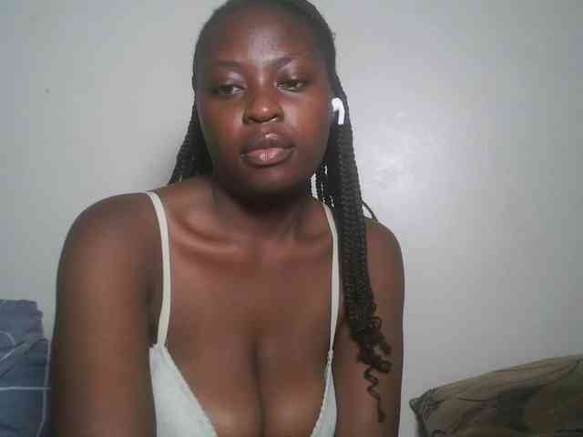 DaisyafterDark_ webcam