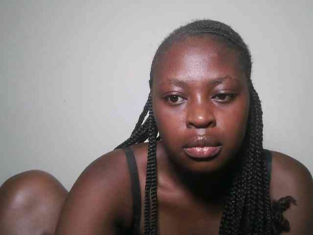 DaisyafterDark_ webcam