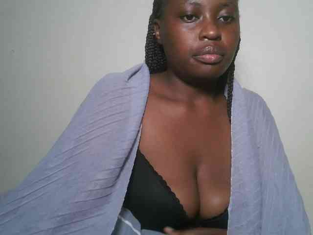 DaisyafterDark_ webcam