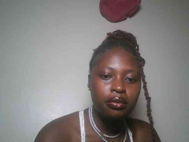DaisyafterDark_ webcam