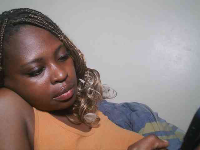 DaisyafterDark_ webcam