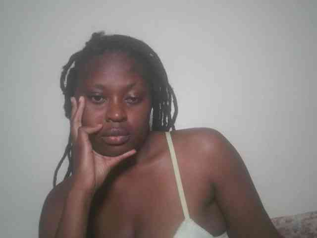 DaisyafterDark_ webcam