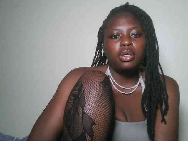DaisyafterDark_ webcam